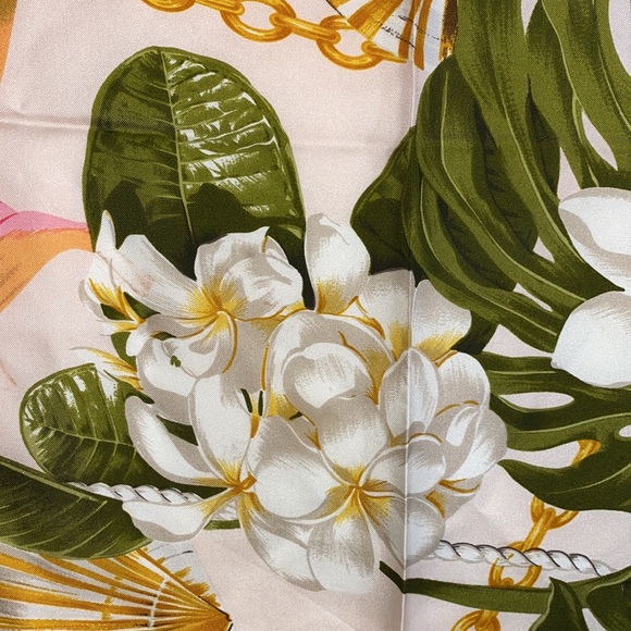 Large oversize silk scarf made in italy - Picture 13 of 13